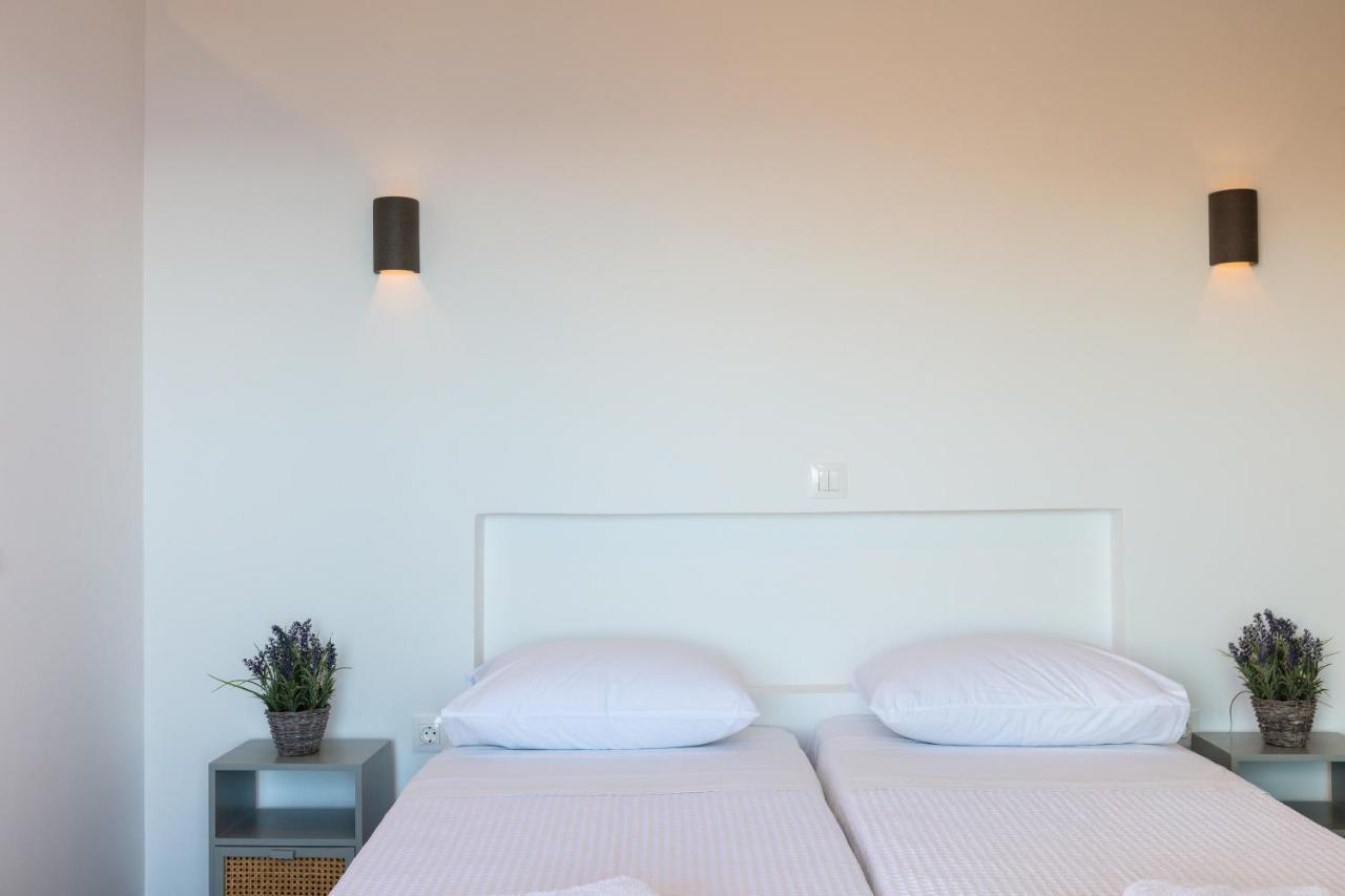 Villa Sea-Esta, Adults Only Sellía 外观 照片